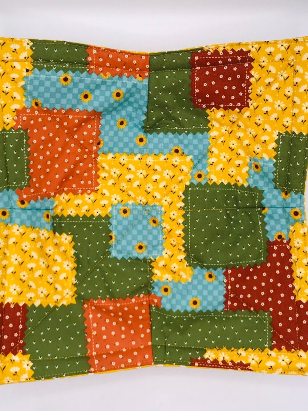 Microwave Dinner Plate Cozy, Reversible, Patchwork Fall Colors Cottage Core